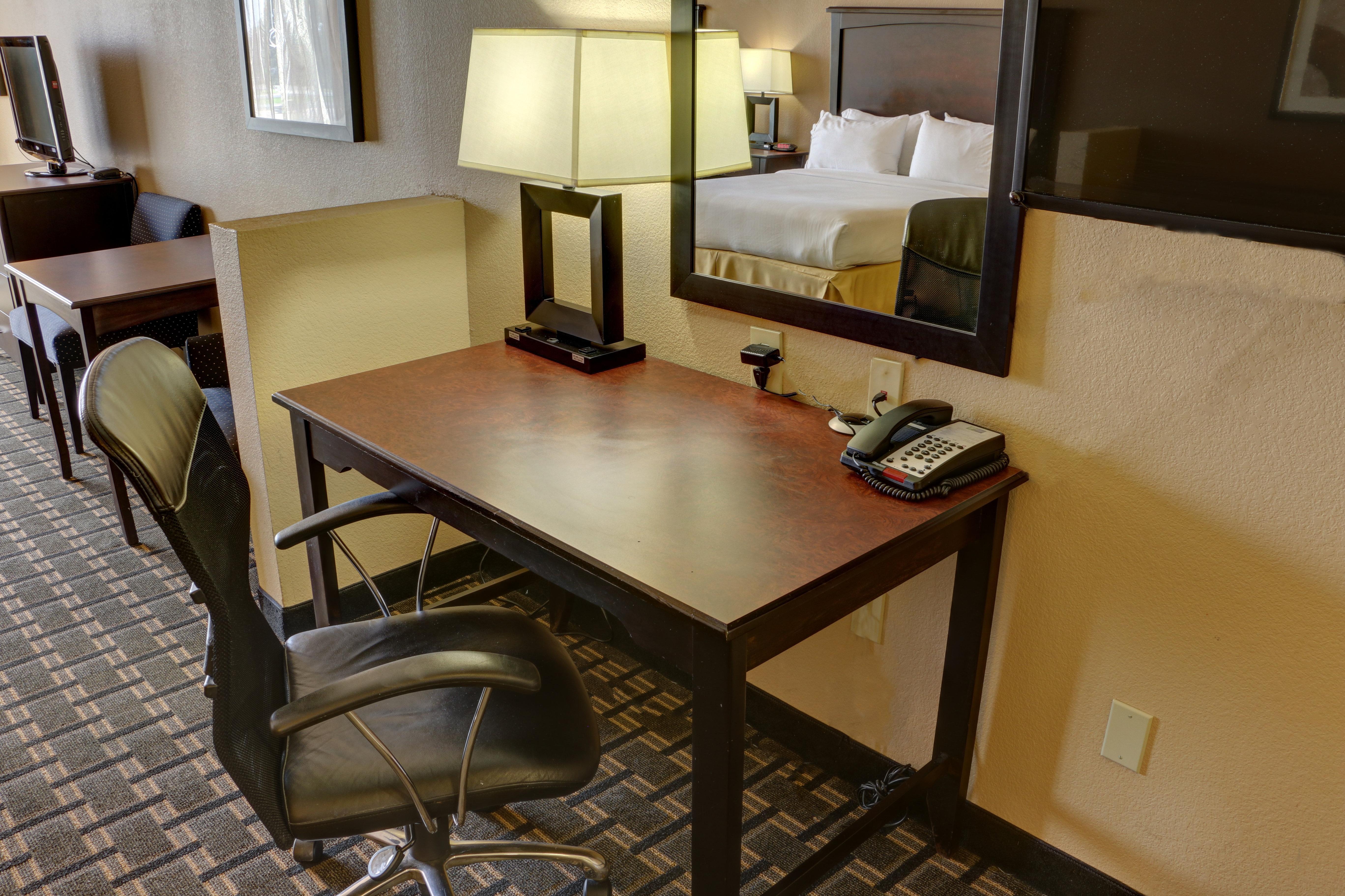 Holiday Inn Express Hotel & Suites Texarkana East By Ihg Exterior foto