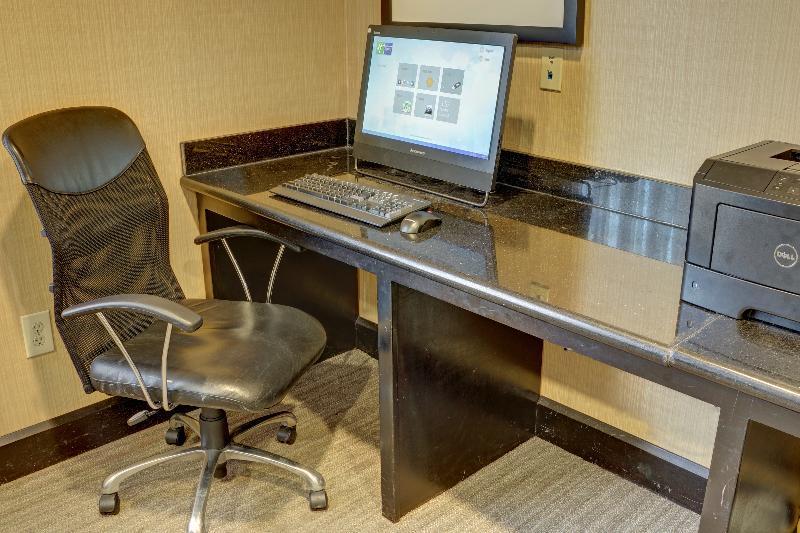 Holiday Inn Express Hotel & Suites Texarkana East By Ihg Exterior foto